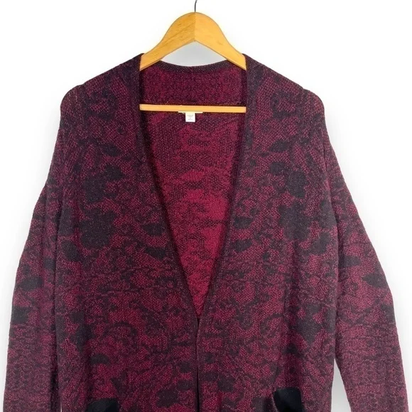 Textured Floral Sweater Cardigan - Picture 4 of 11